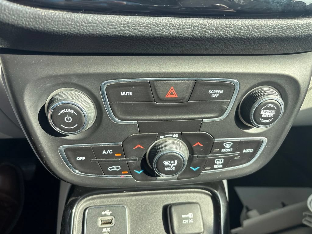 Used 2018 Jeep Compass Limited FWD image 12