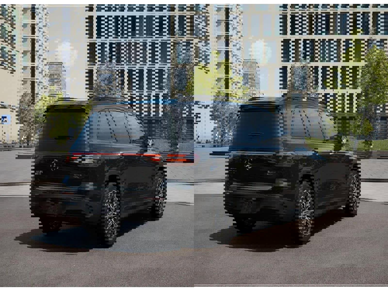 Used 2024 Mercedes-Benz EQB 350 4MATIC SUV image 51