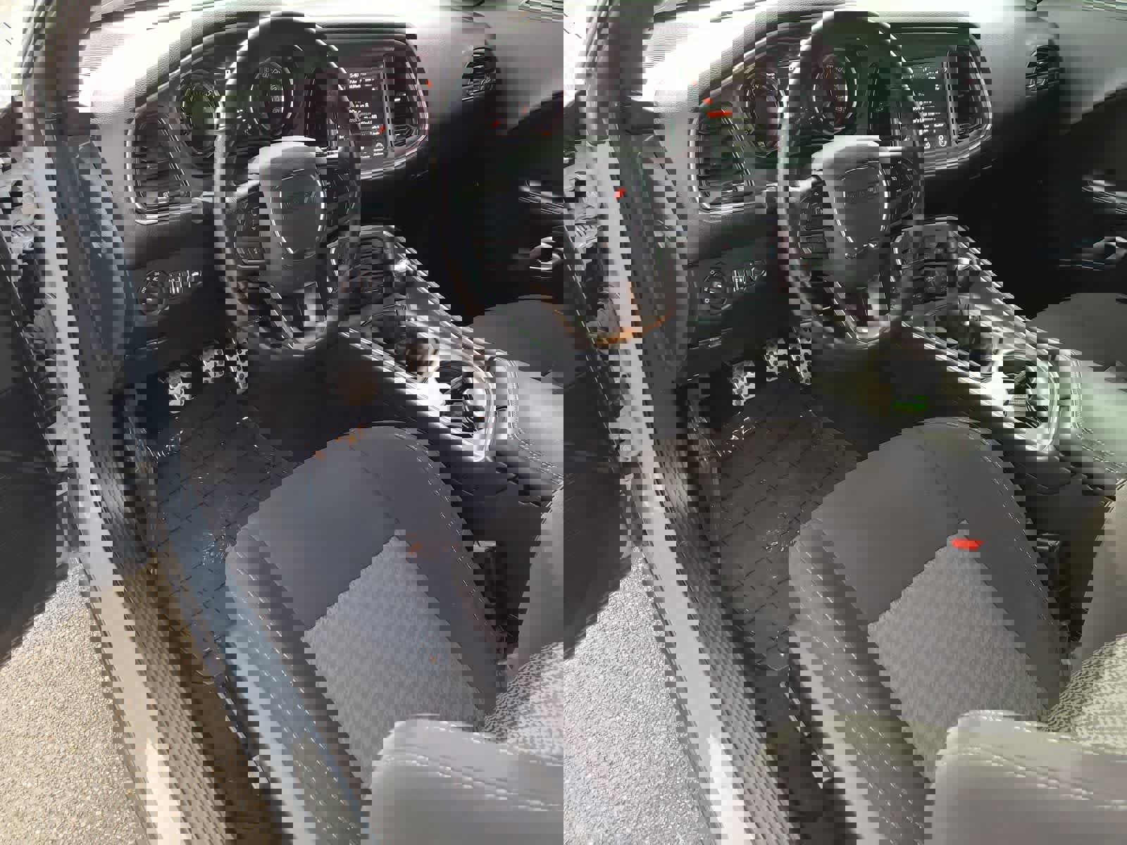 Used 2021 Dodge Challenger R/T Scat Pack image 10