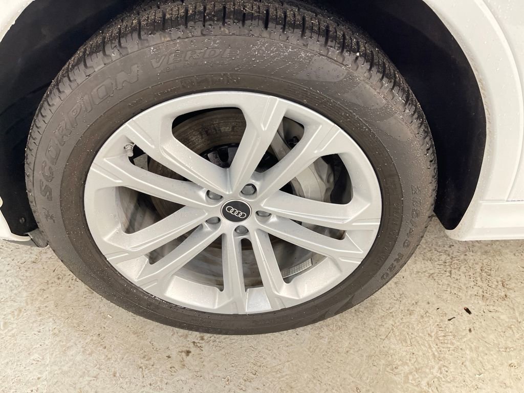 Certified 2025 Audi Q7 3.0T Premium Plus w/ Premium Plus Package image 29