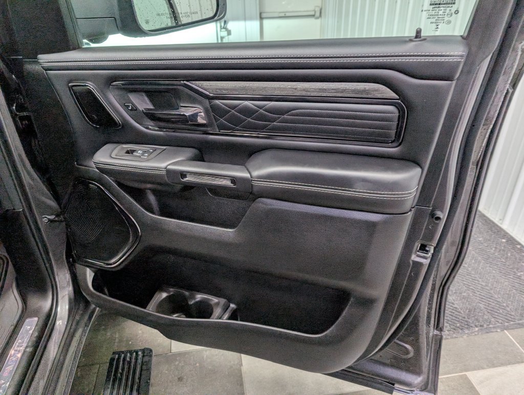 Used 2026 RAM 1500 Limited AWD/4WD image 31