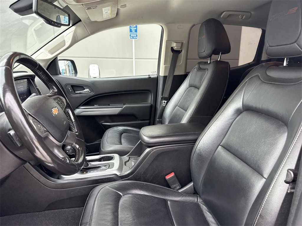 Used 2019 Chevrolet Colorado ZR2 w/ ZR2 Midnight Special Edition image 16