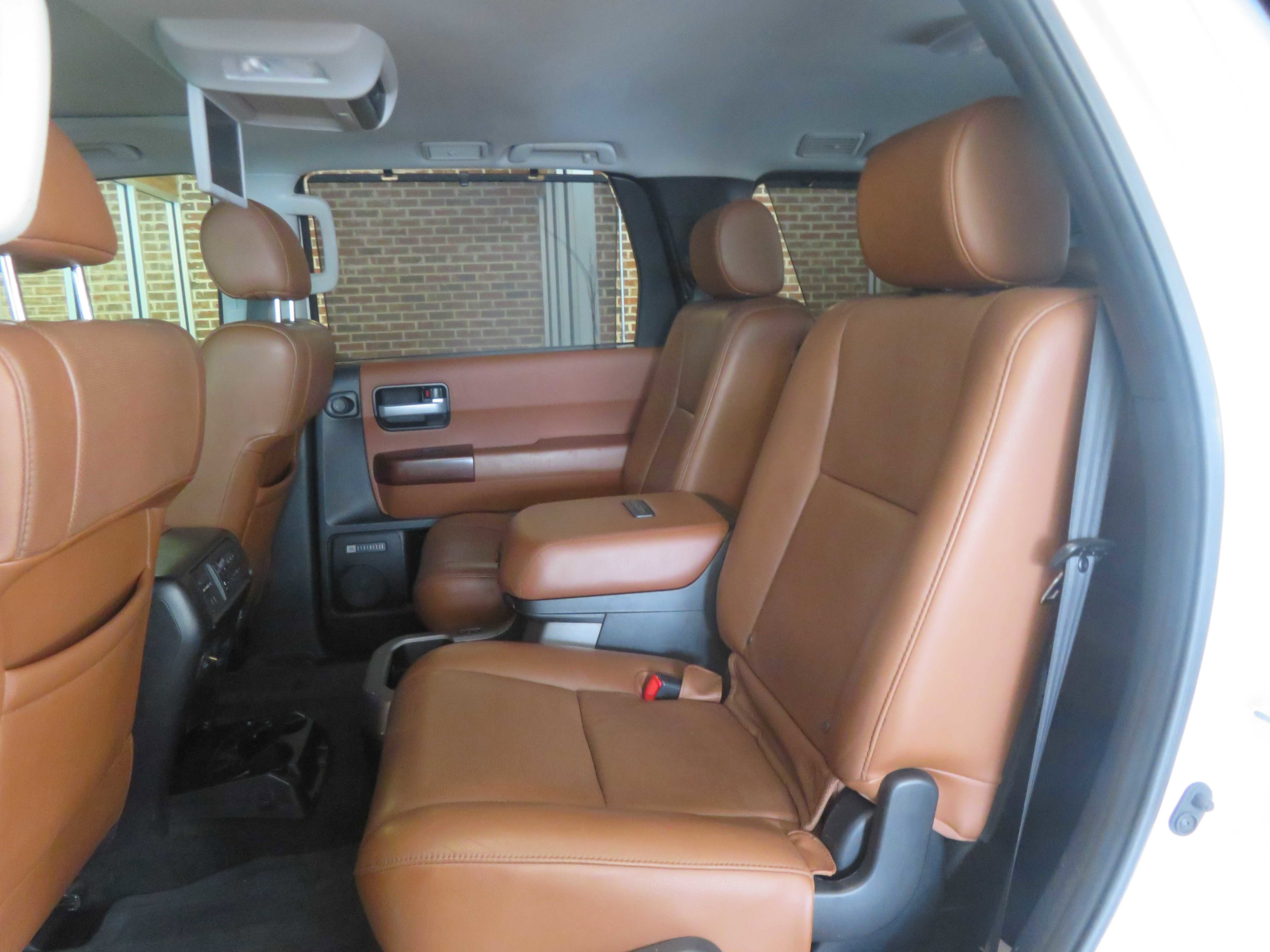 Used 2017 Toyota Sequoia Platinum RWD image 20
