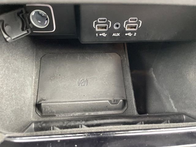 Used 2023 Jeep Wagoneer L Series II AWD/4WD image 28