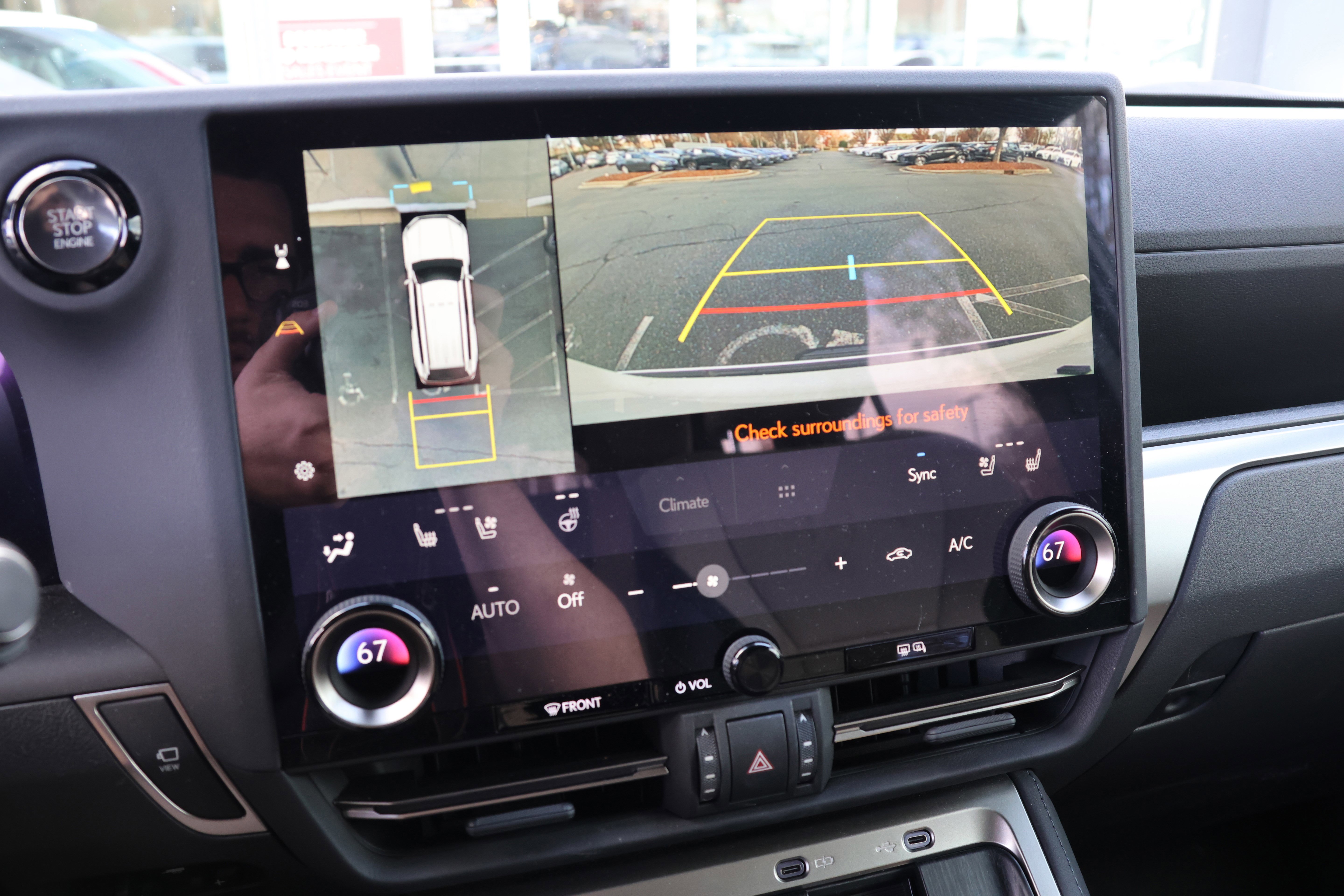 Used 2024 Lexus GX 550 image 25