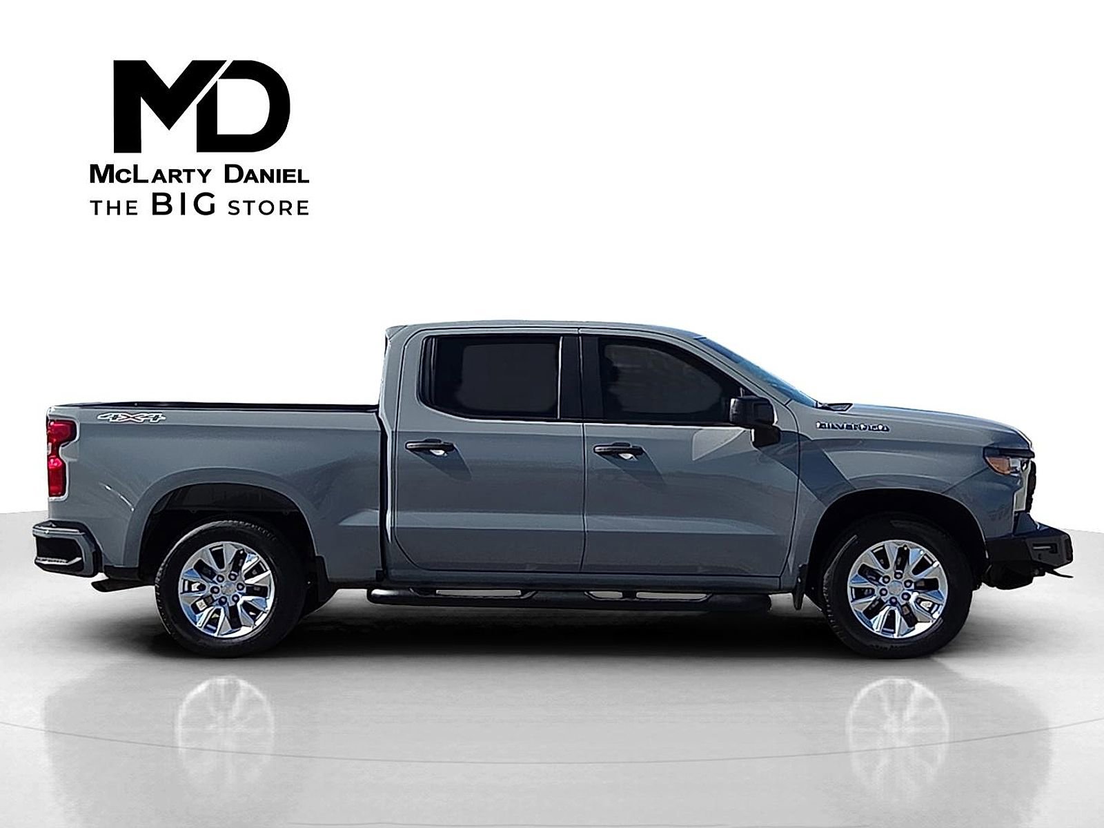 Used 2024 Chevrolet Silverado 1500 Custom image 6