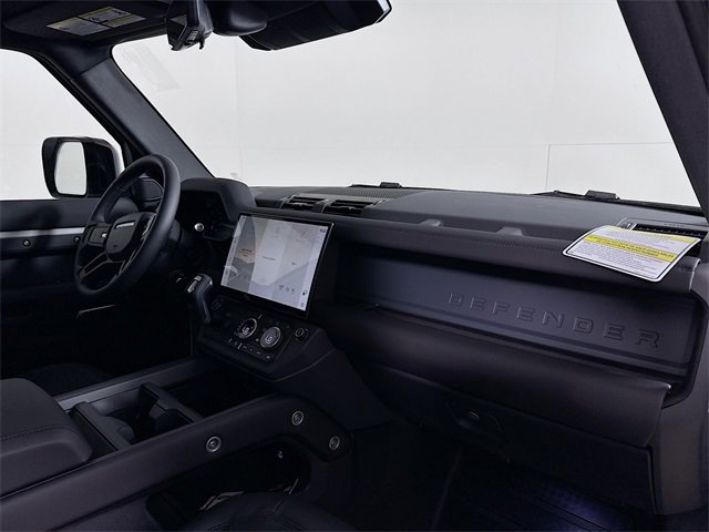 New 2026 Land Rover Defender 110 X-Dynamic SE image 31