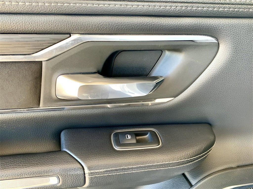 Used 2024 RAM 1500 Laramie image 19