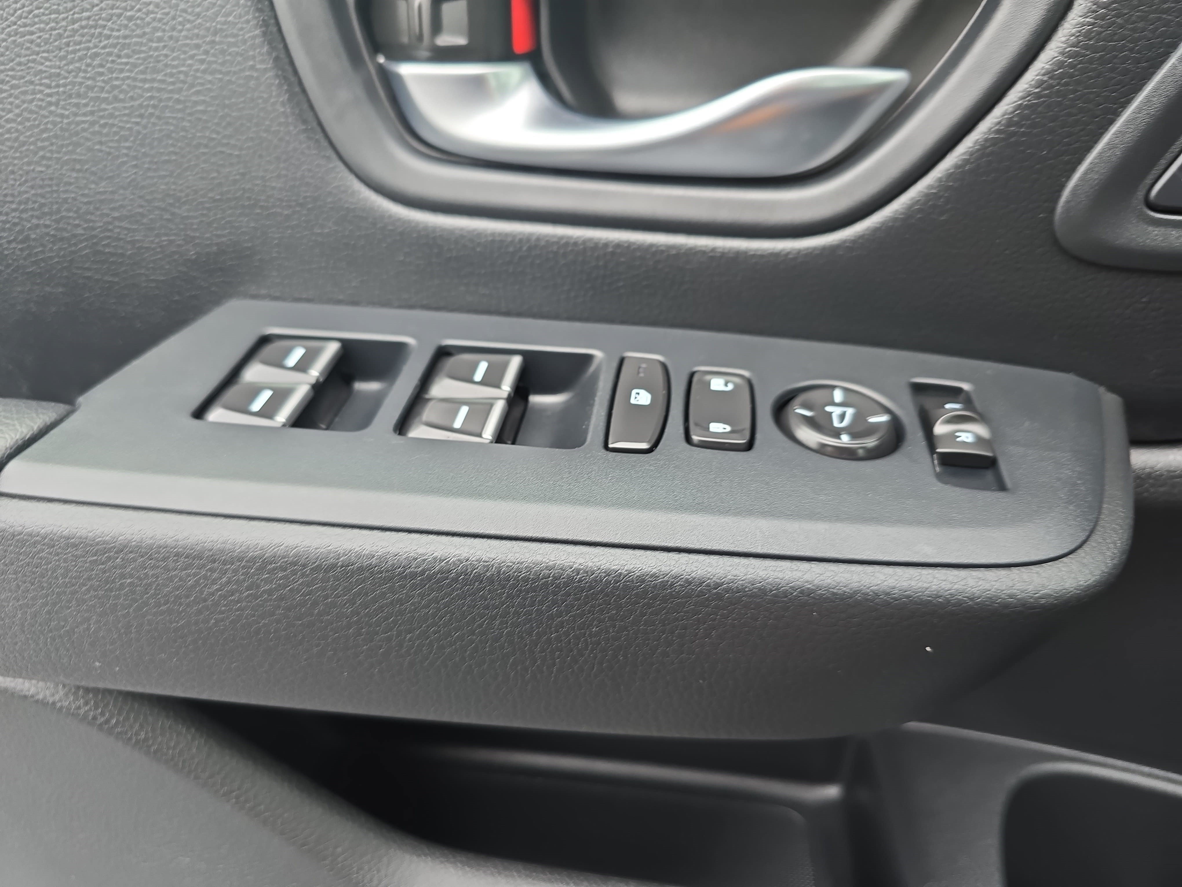 Used 2023 Honda Pilot Touring image 29