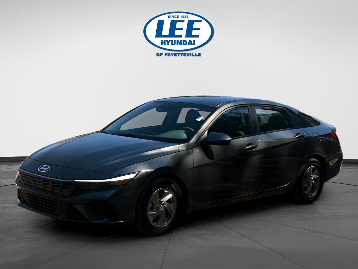 Certified 2024 Hyundai Elantra SE image 8