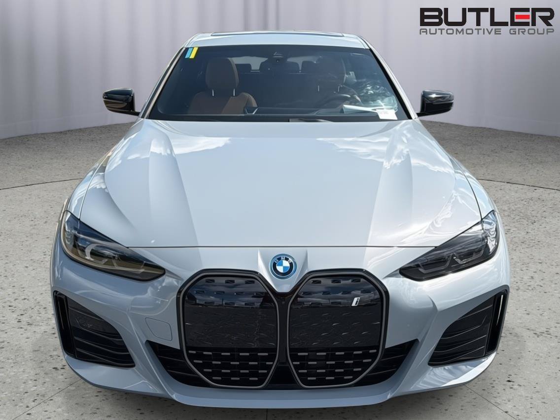 Used 2024 BMW i4 eDrive40 w/ M Sport Package RWD image 9