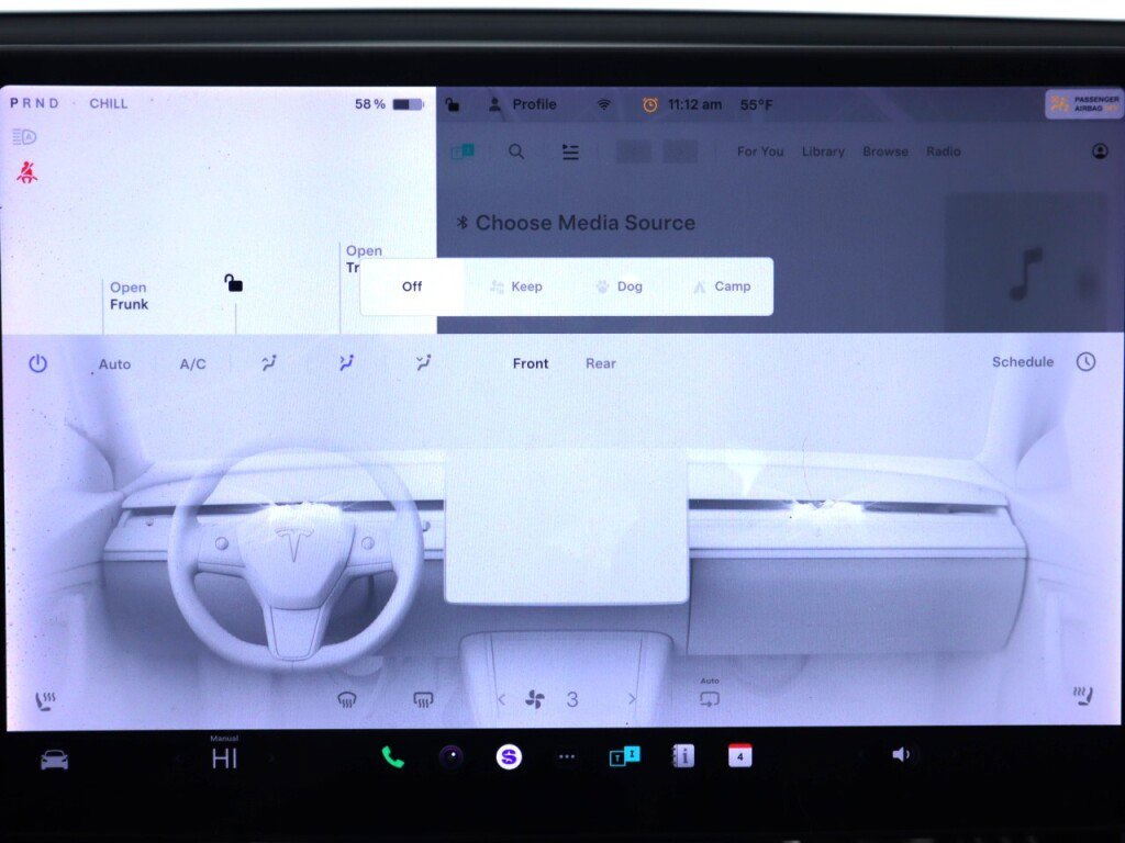 Used 2020 Tesla Model 3 Standard Range Plus image 17