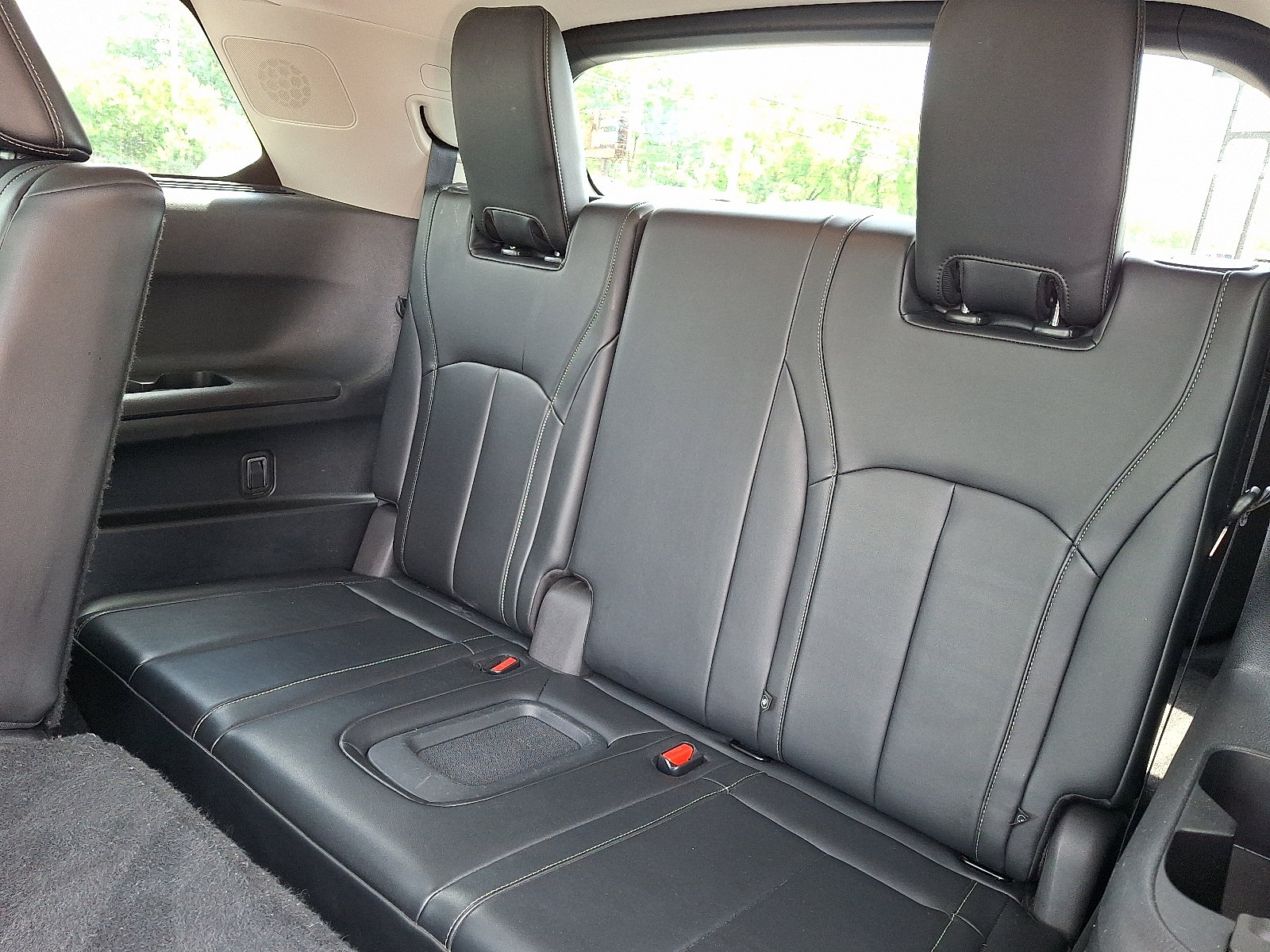 Used 2022 INFINITI QX60 Sensory w/ Cargo Package AWD/4WD image 12