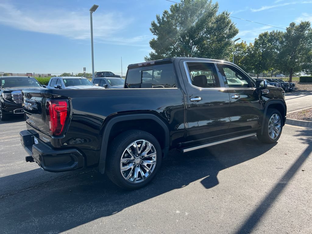 Used 2025 GMC Sierra 1500 Denali w/ Denali Reserve Package AWD/4WD image 7
