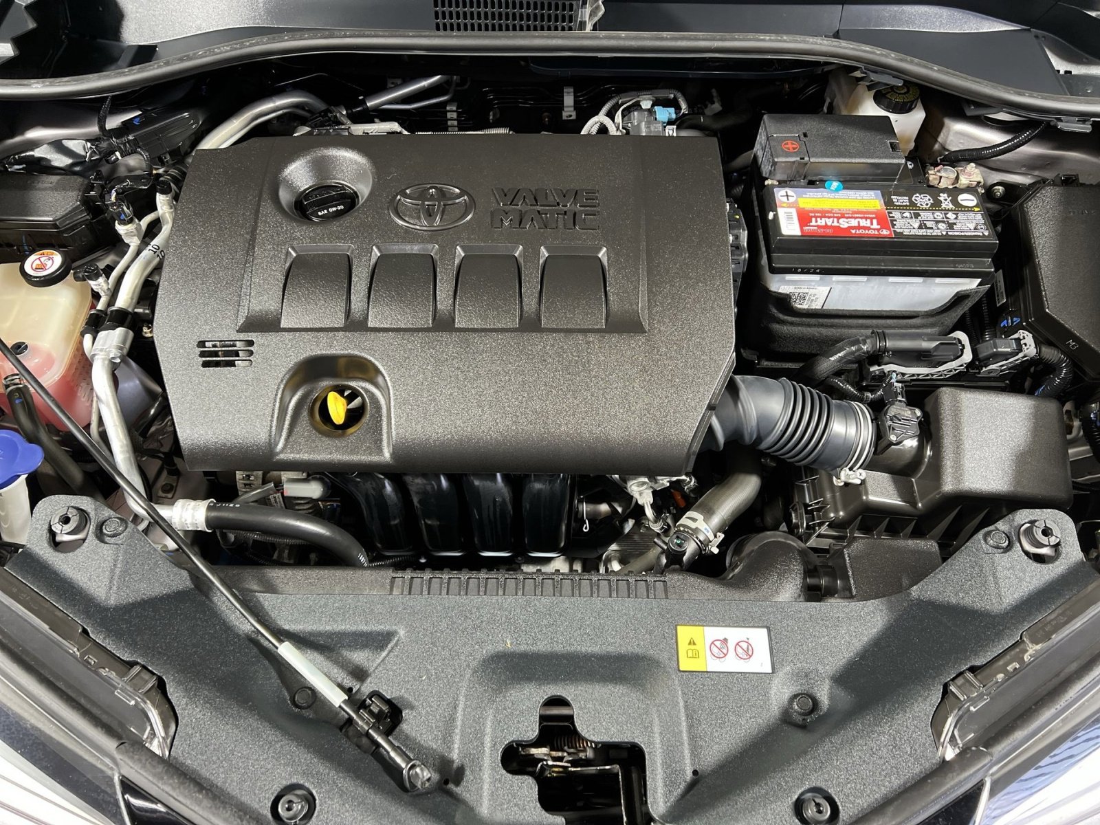 Used 2019 Toyota C-HR LE image 25