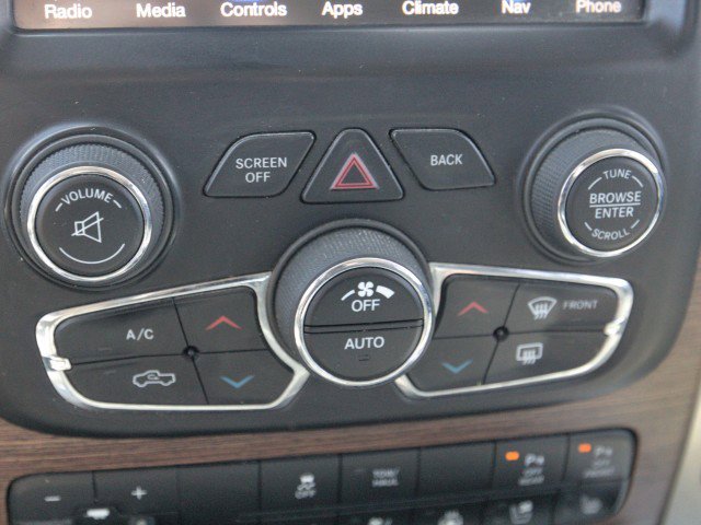 Used 2014 RAM 1500 Laramie w/ Convenience Group image 25