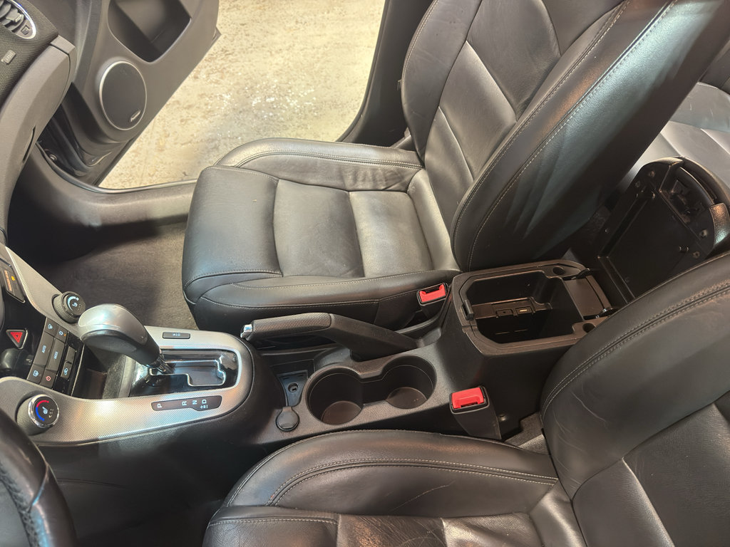 Used 2015 Chevrolet Cruze LTZ w/ Sun, Sound and Sport Package FWD image 19