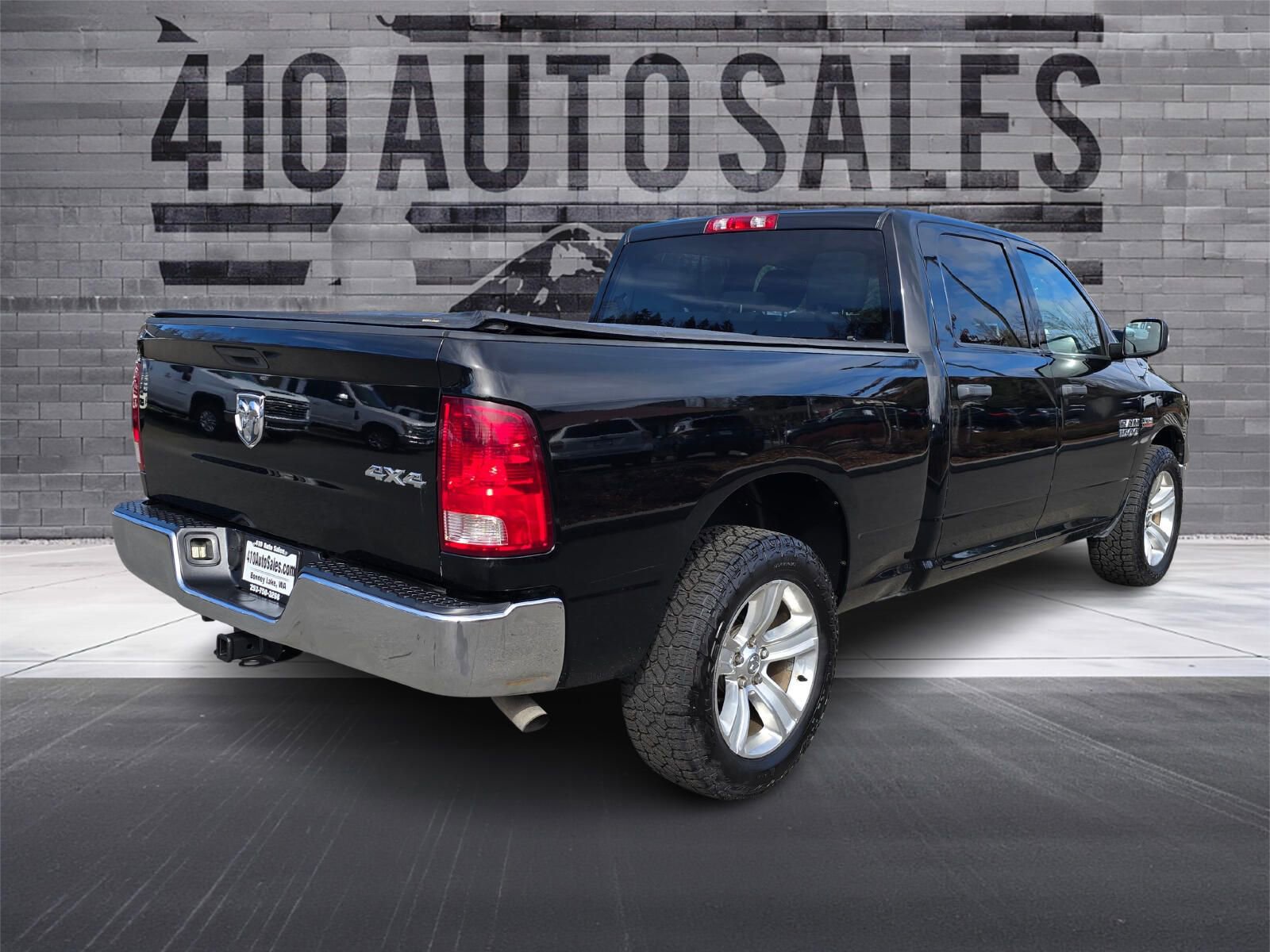Used 2013 RAM 1500 ST w/ SXT Appearance Group AWD/4WD image 3