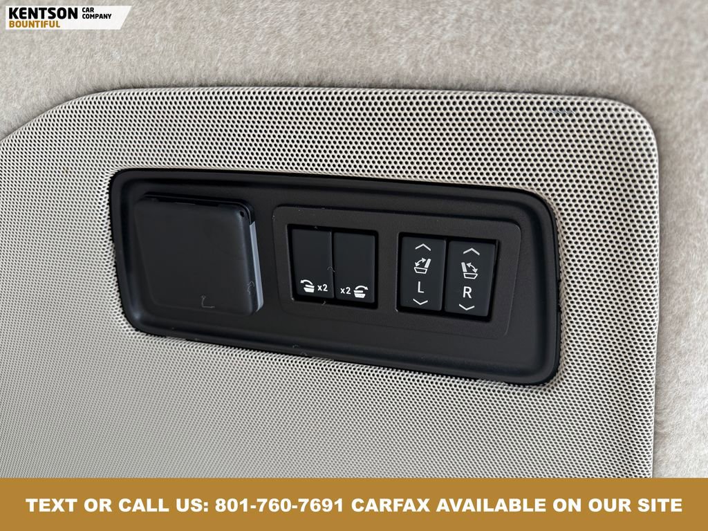 Used 2024 Cadillac Escalade Sport Platinum image 43