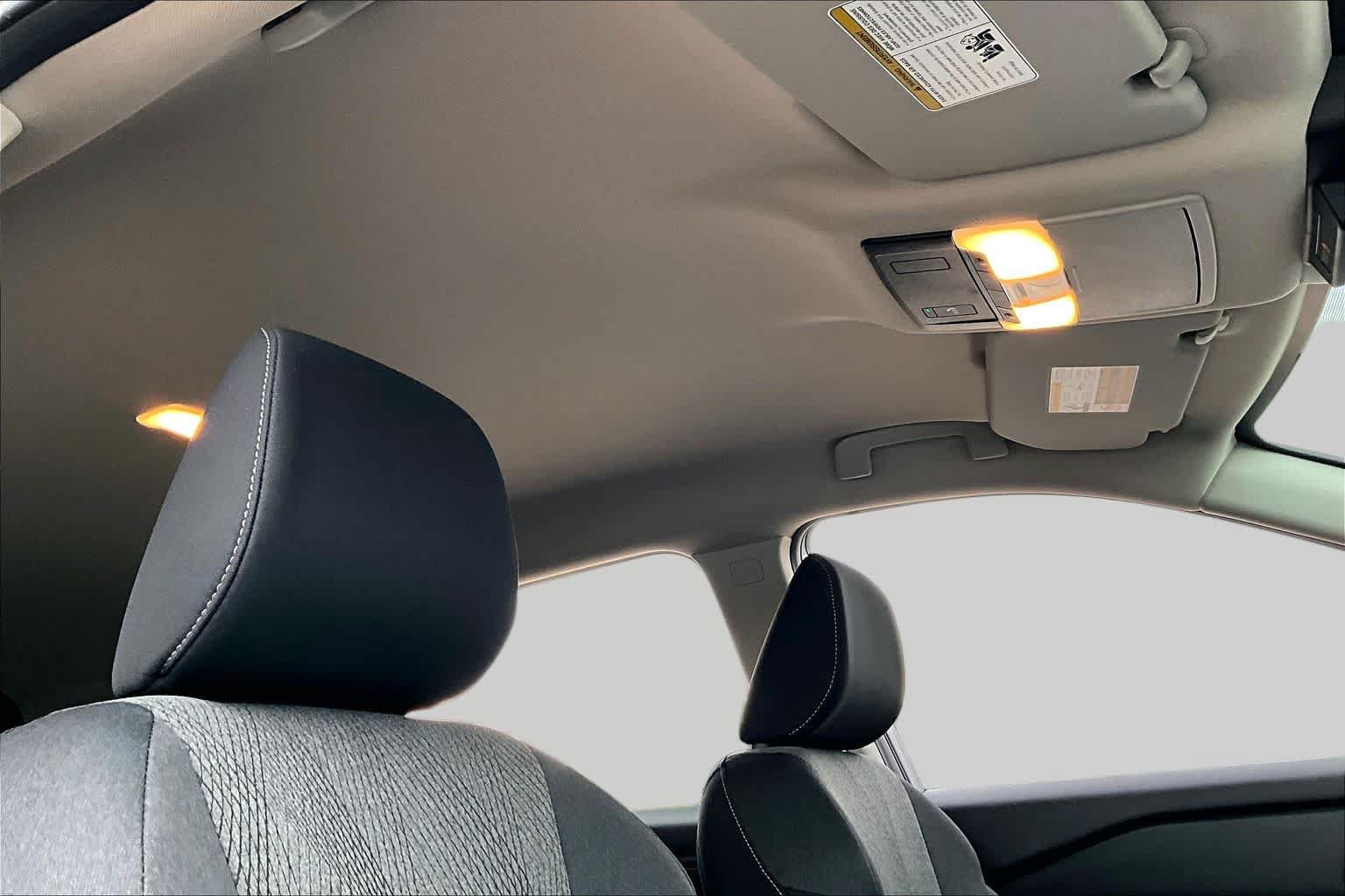 Certified 2026 Nissan Rogue SV FWD image 14