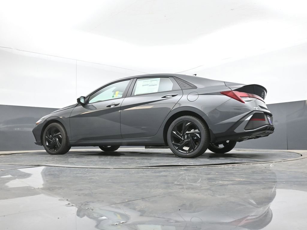 New 2026 Hyundai Elantra Sport image 12
