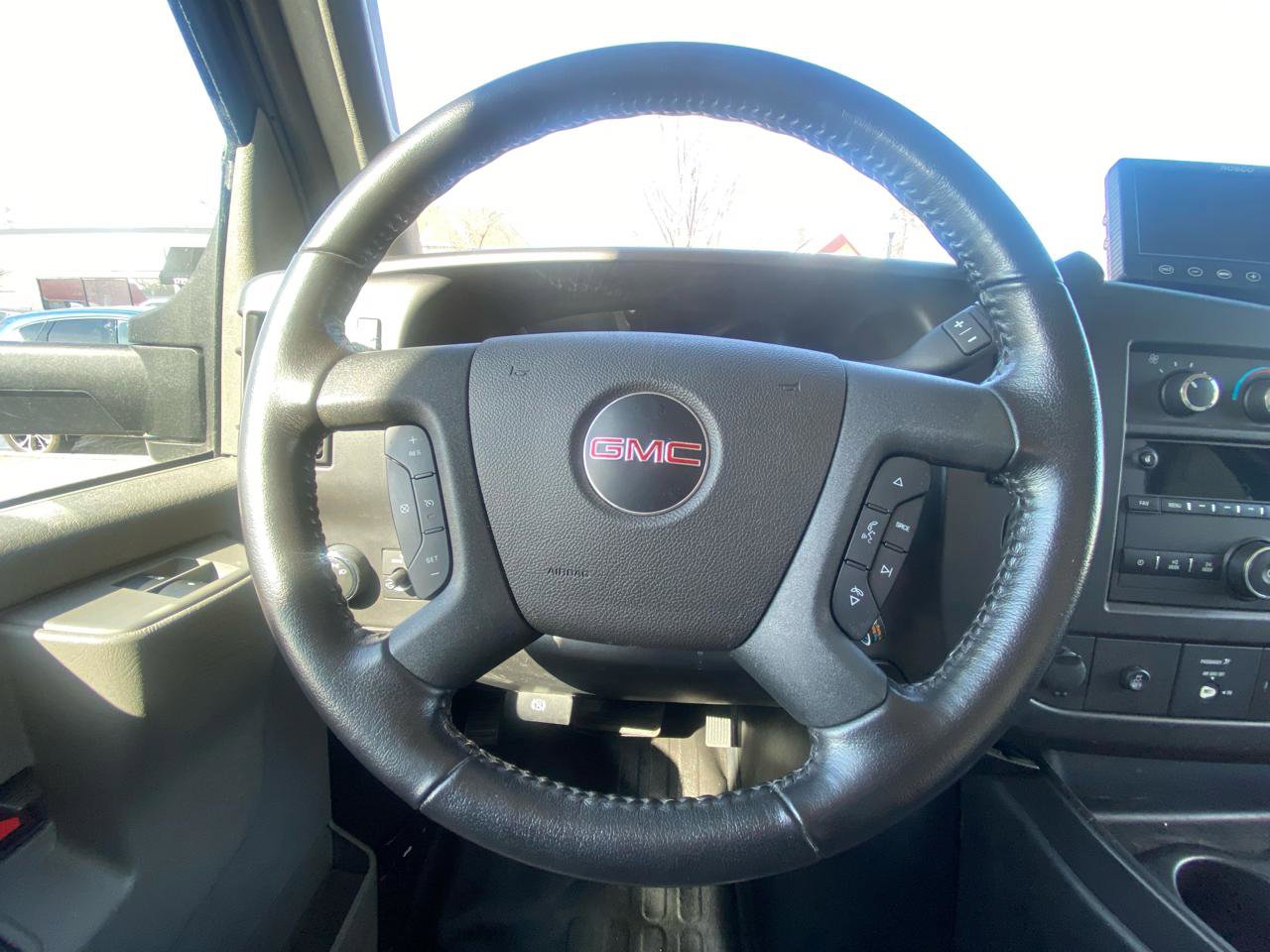 Used 2021 GMC Savana 3500 w/ Power Convenience Package RWD image 22
