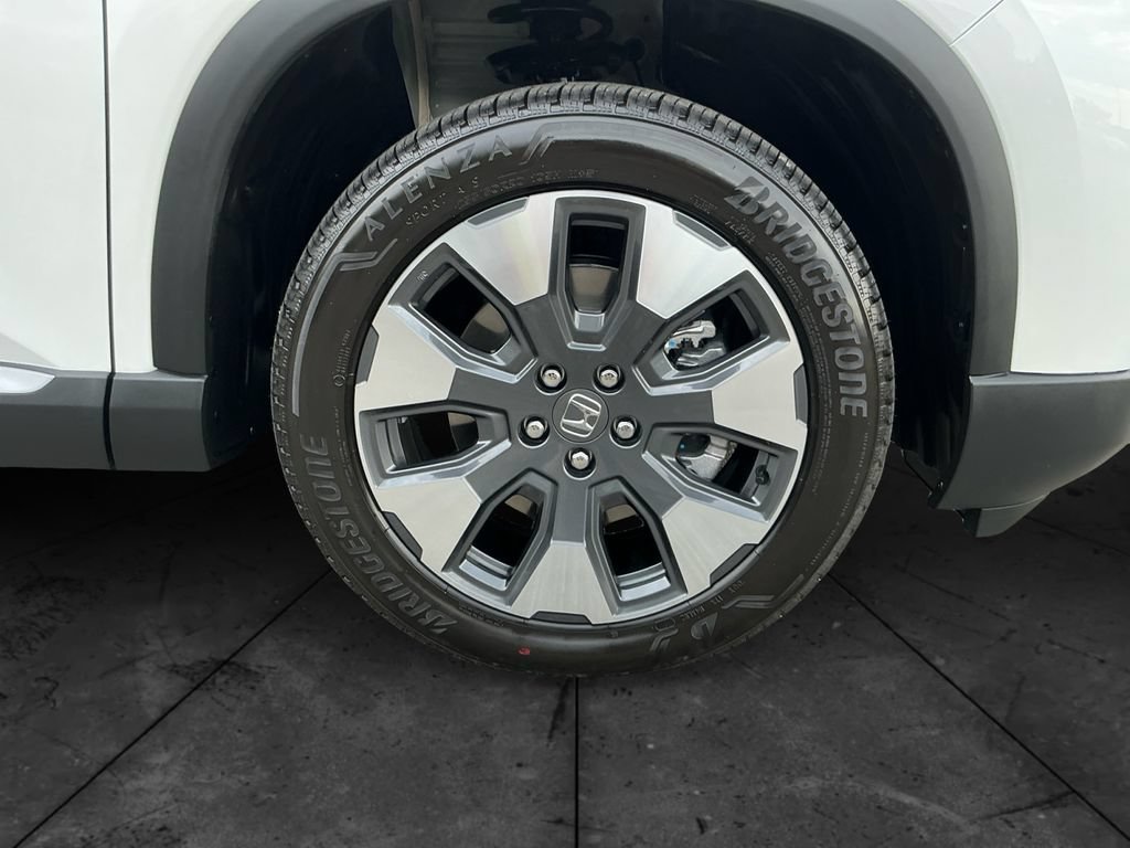Used 2026 Honda Pilot Elite image 15