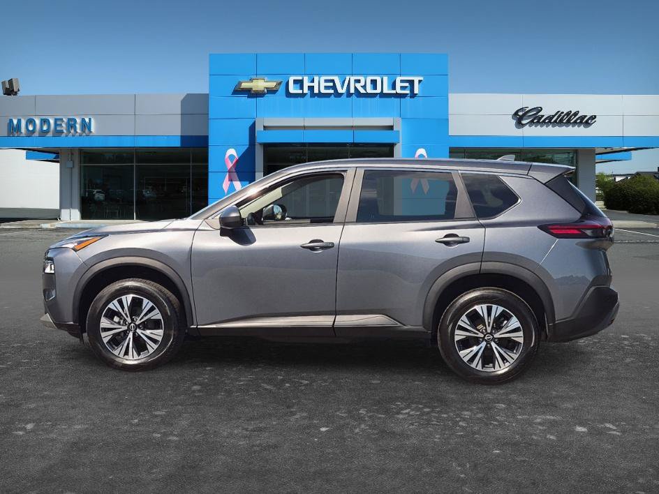 Used 2023 Nissan Rogue SV FWD image 2