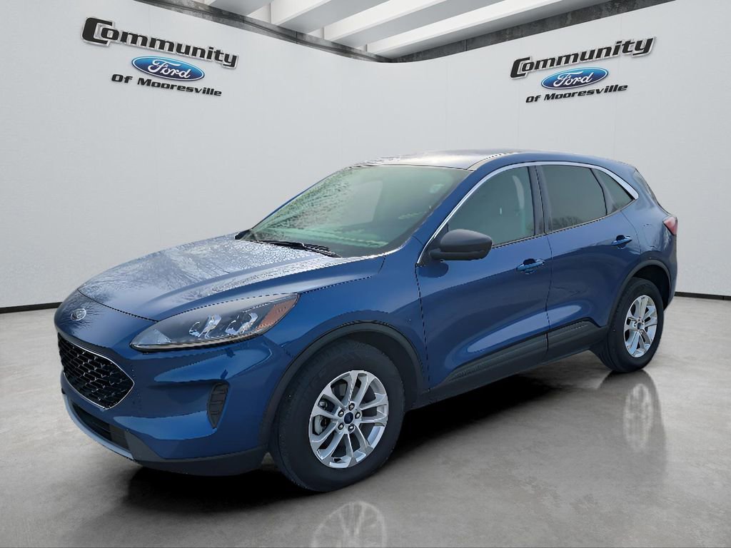 Used 2022 Ford Escape SE w/ Cold Weather Package