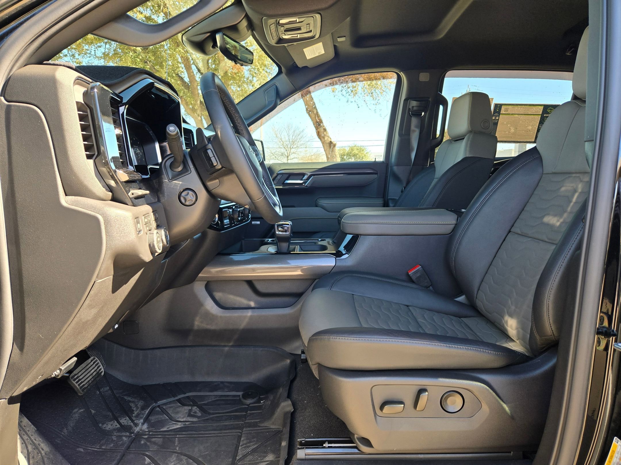 Certified 2026 Chevrolet Silverado 1500 ZR2 image 9