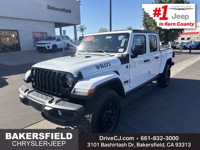Certified 2022 Jeep Gladiator Sport AWD/4WD image 1