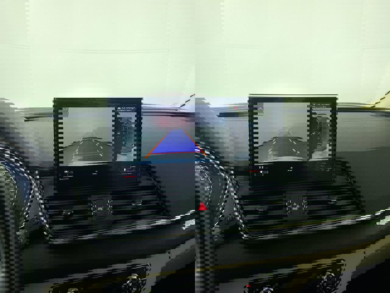 Used 2021 Audi Q5 Premium Plus w/ Premium Plus Package image 5