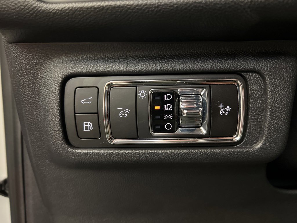 New 2025 Lincoln Corsair Grand Touring w/ Equipment Group 301A image 24