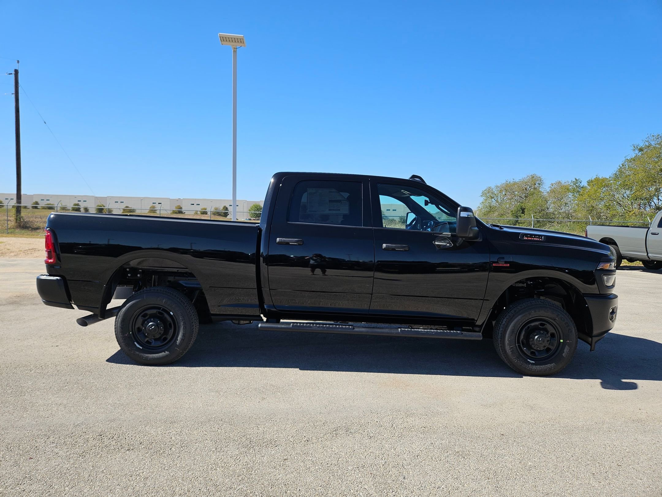 New 2026 RAM 2500 Tradesman AWD/4WD image 2