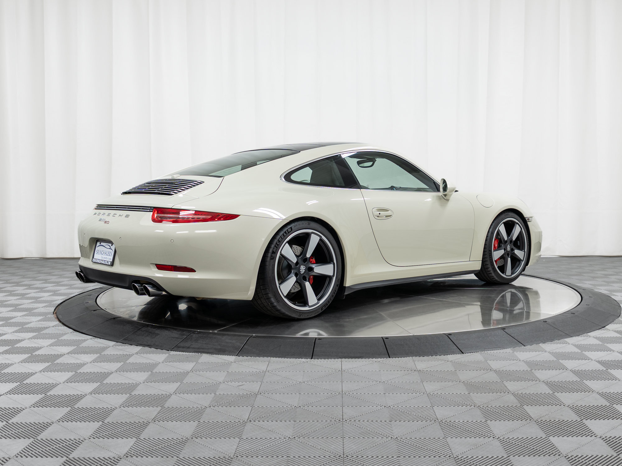 Certified 2014 Porsche 911 50th Anniversary Edition RWD image 7
