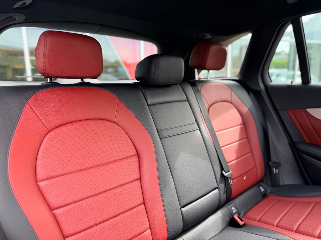 Used 2022 Mercedes-Benz GLC 300 4MATIC image 19