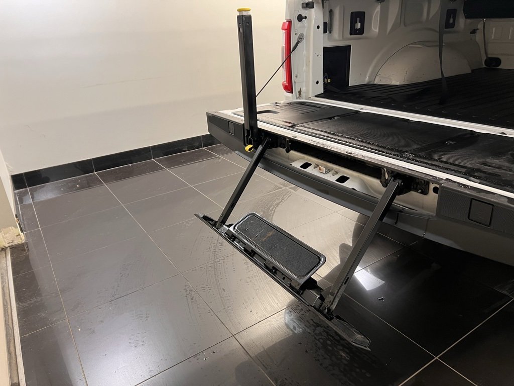 Certified 2021 Ford F150 Lariat image 43