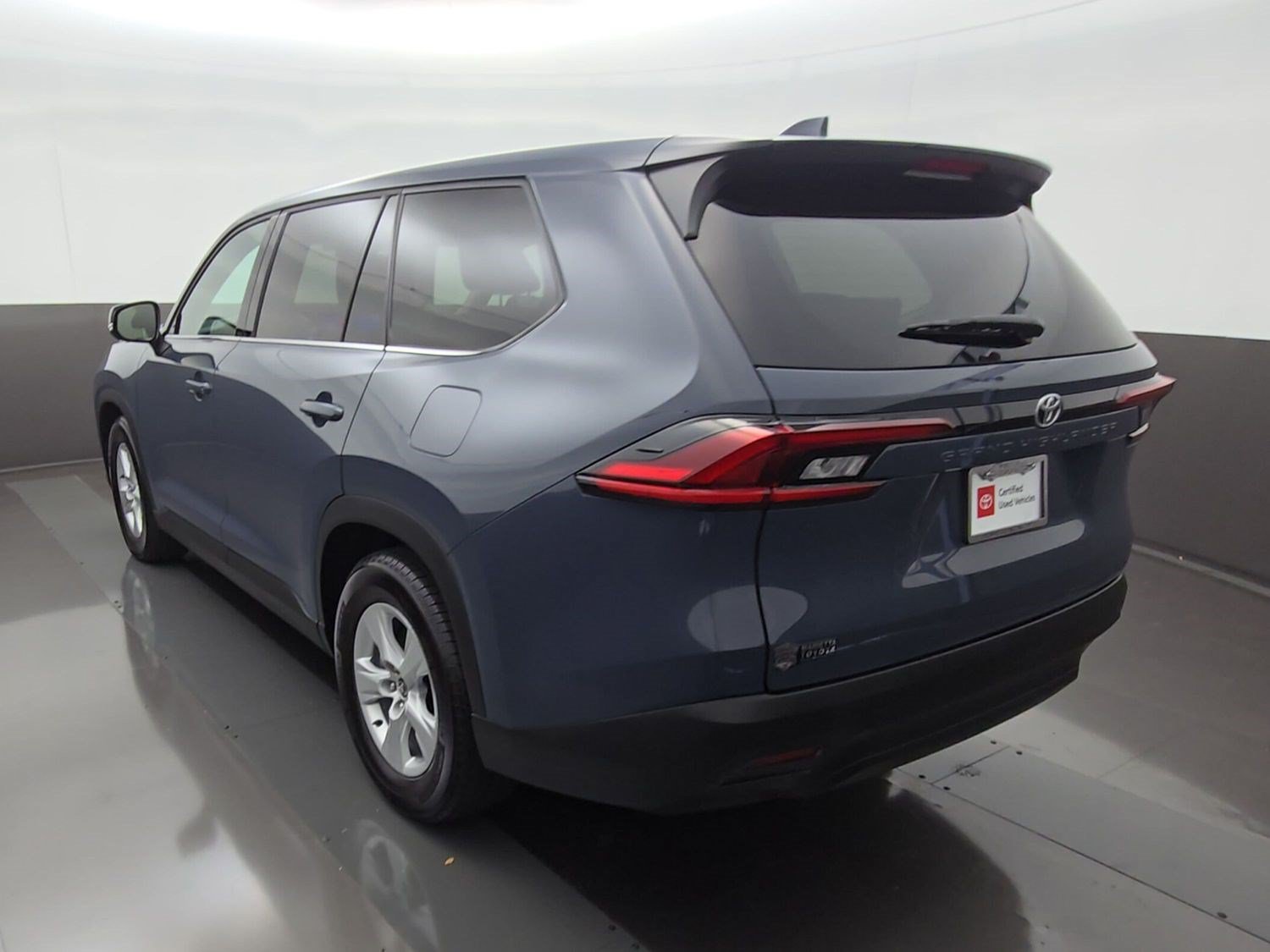 Certified 2025 Toyota Grand Highlander FWD image 7