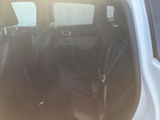 Used 2024 Jeep Compass Latitude AWD/4WD image 32