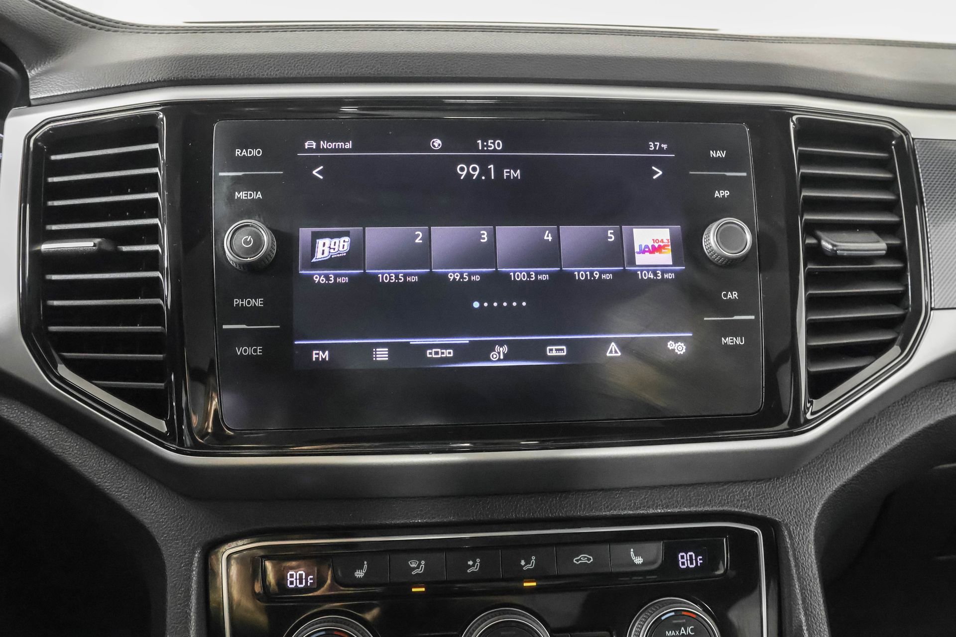 Used 2021 Volkswagen Atlas Cross Sport SEL image 29