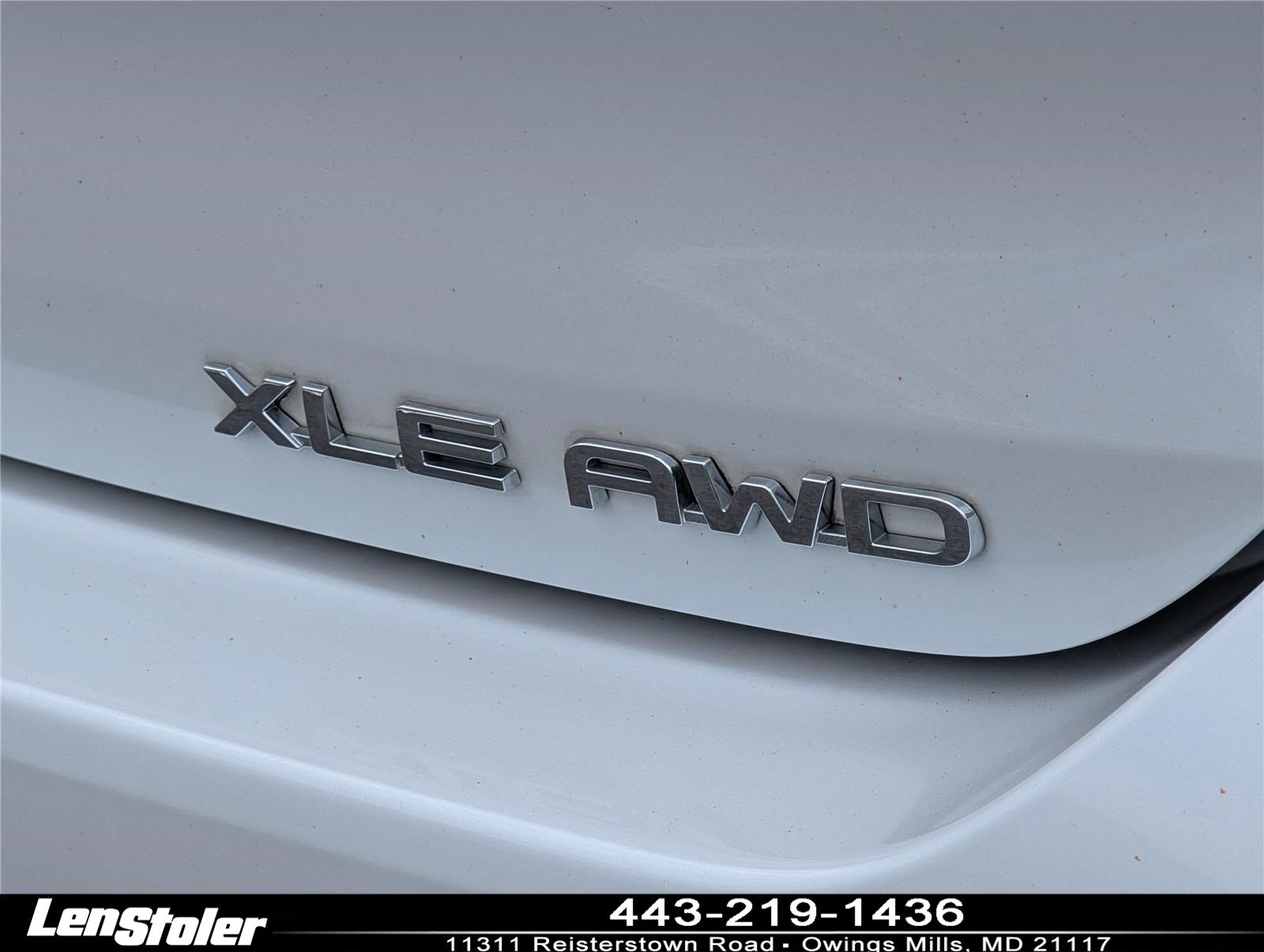 Used 2023 Toyota Highlander XLE AWD/4WD image 9