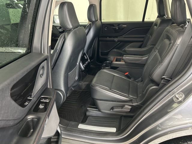 Used 2021 Lincoln Aviator Reserve w/ Equipment Group 208A AWD/4WD image 10