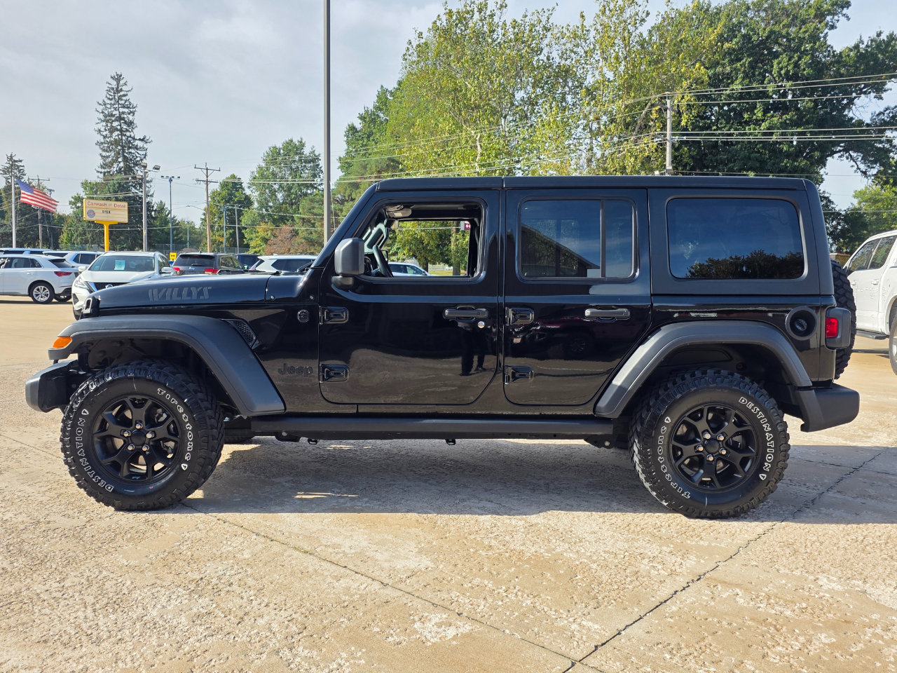 Used 2022 Jeep Wrangler Unlimited Sport image 6