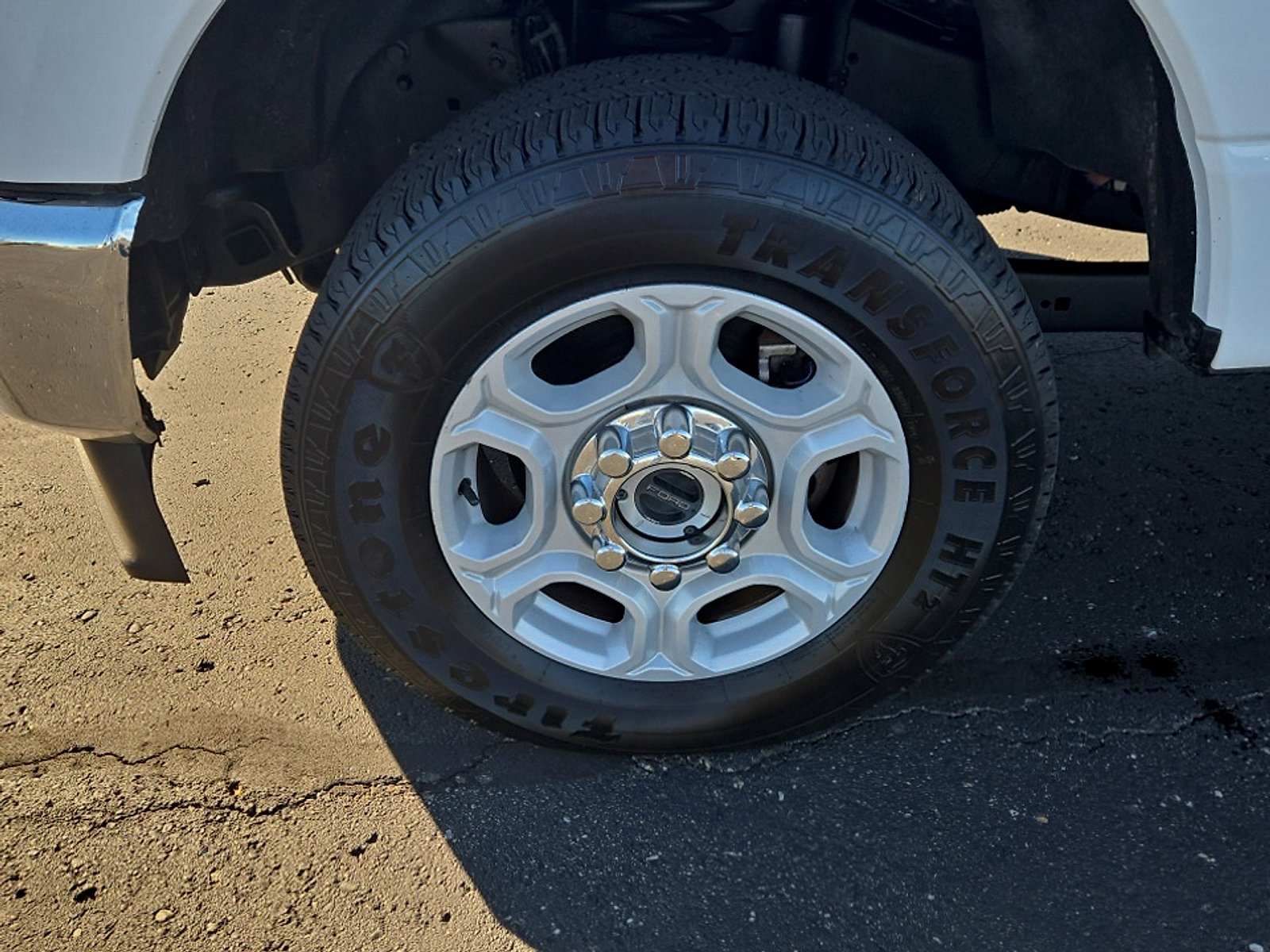 Certified 2025 Ford F250 XLT AWD/4WD image 23
