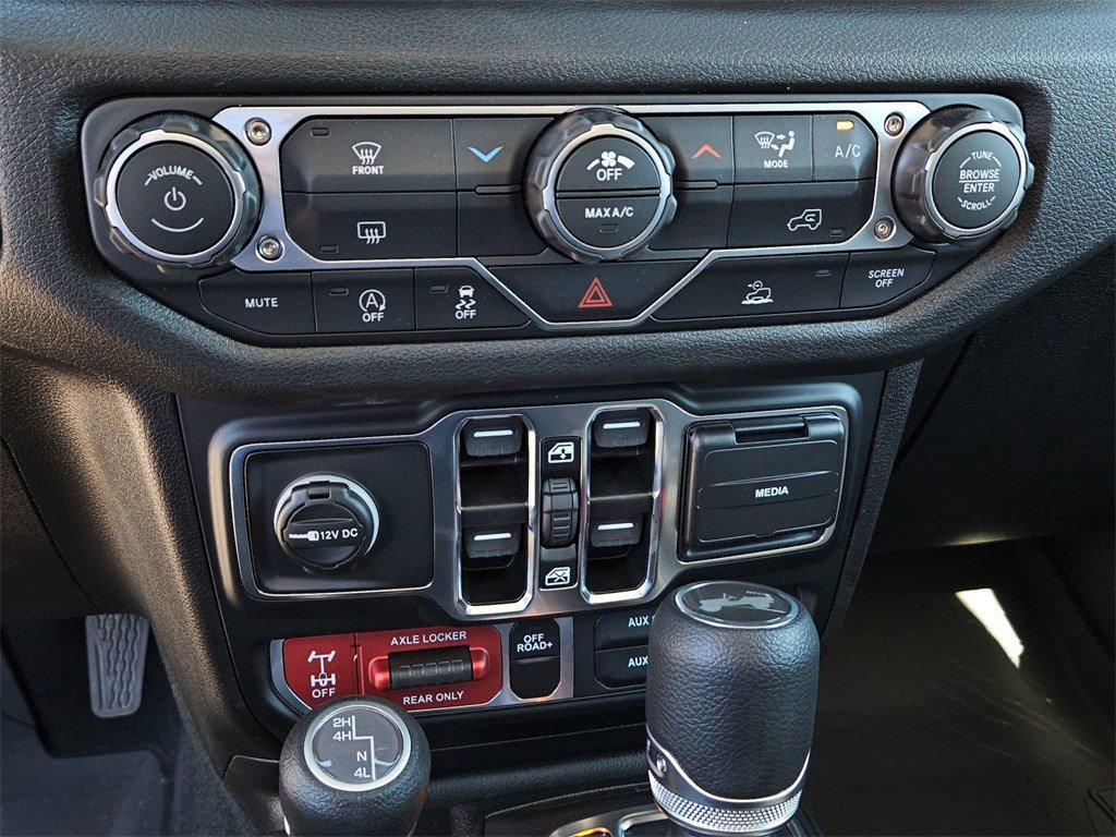 New 2026 Jeep Wrangler Unlimited Sport image 27