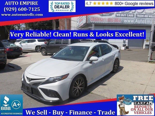 Used 2023 Toyota Camry SE w/ Cold Weather Package