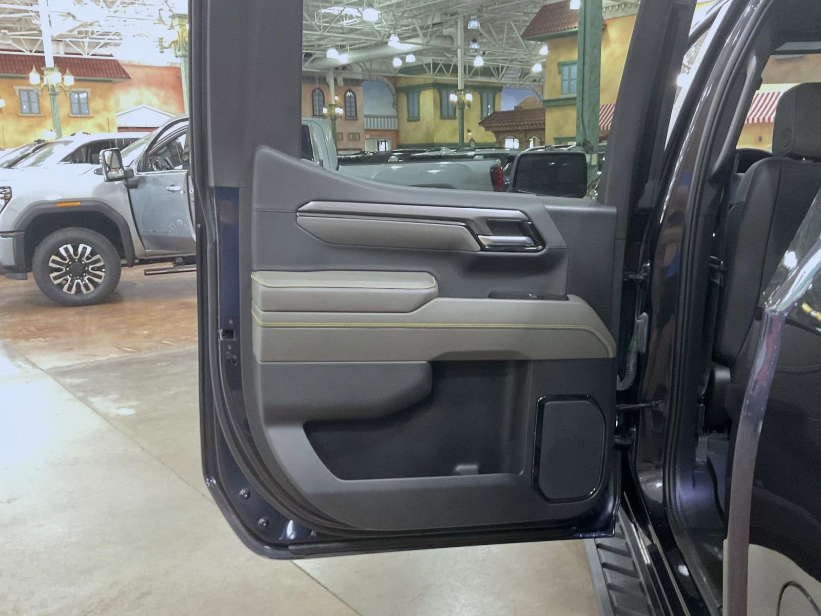 Certified 2023 Chevrolet Silverado 1500 ZR2 w/ Technology Package AWD/4WD image 20