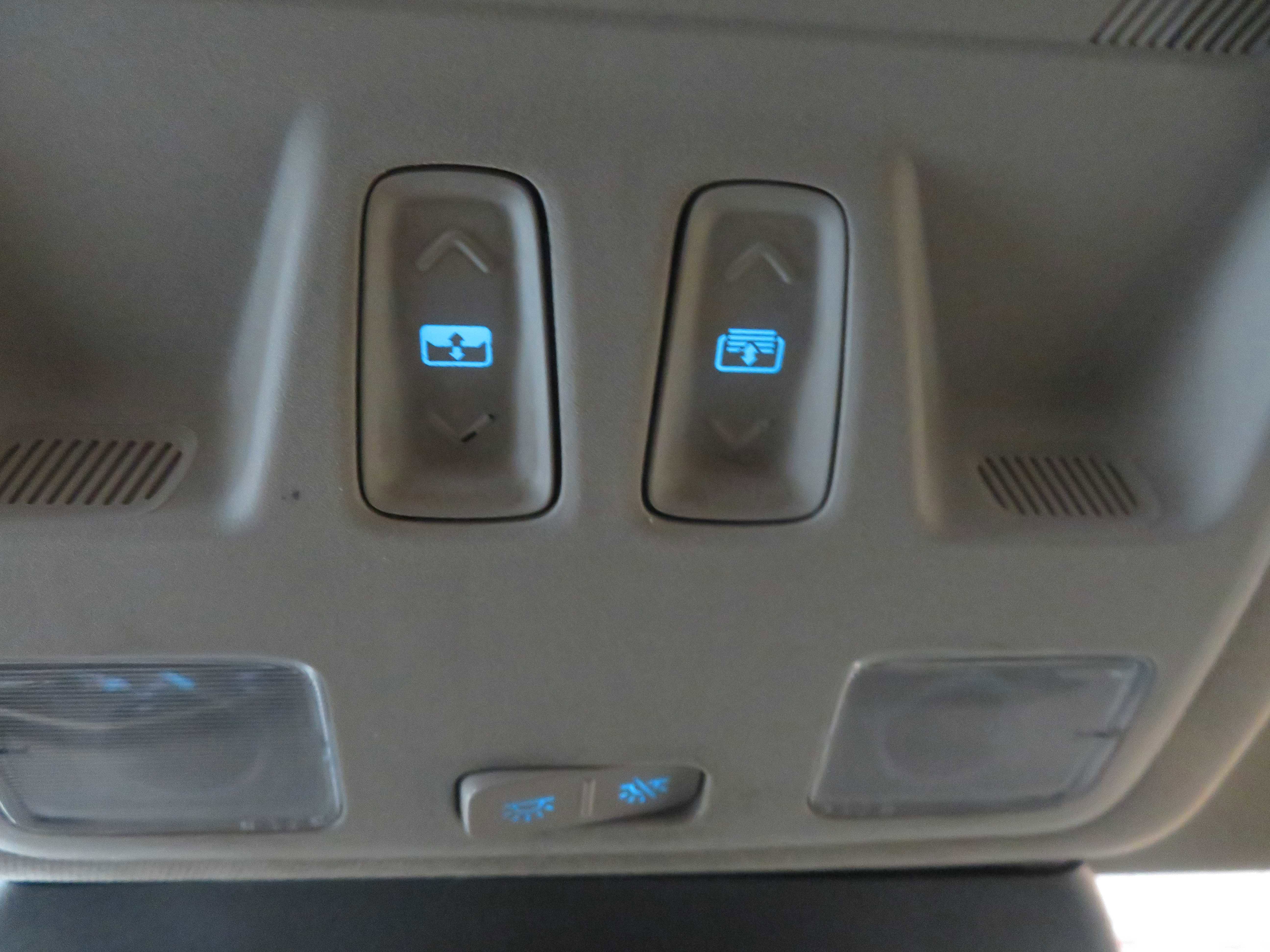 Used 2020 Ford Escape SEL image 43