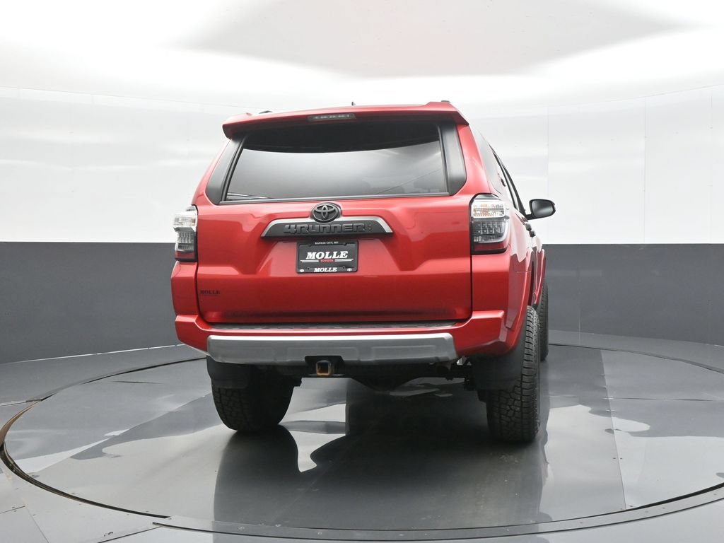 Used 2022 Toyota 4Runner TRD Off-Road Premium AWD/4WD image 6