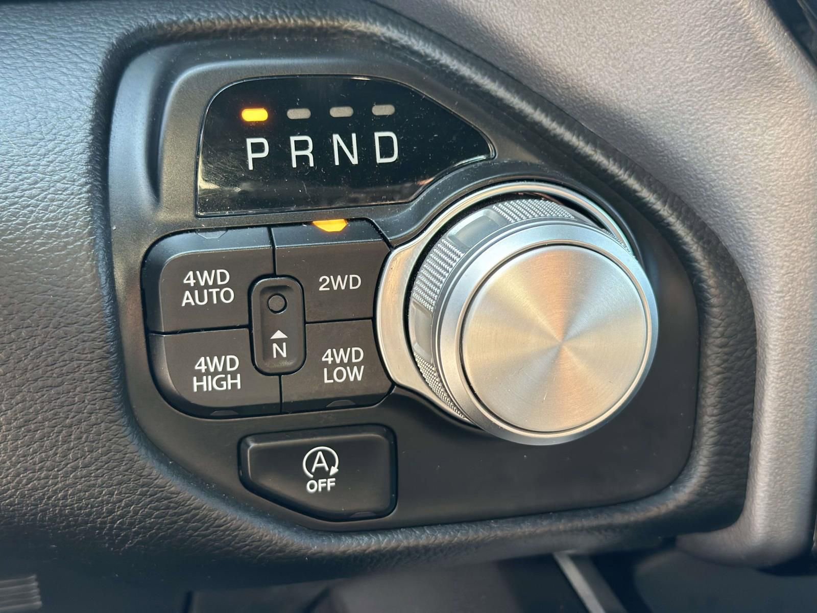 Used 2023 RAM 1500 Laramie AWD/4WD image 13